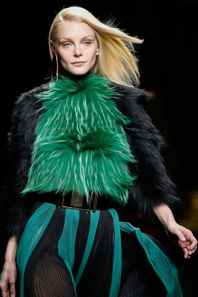 Look 124